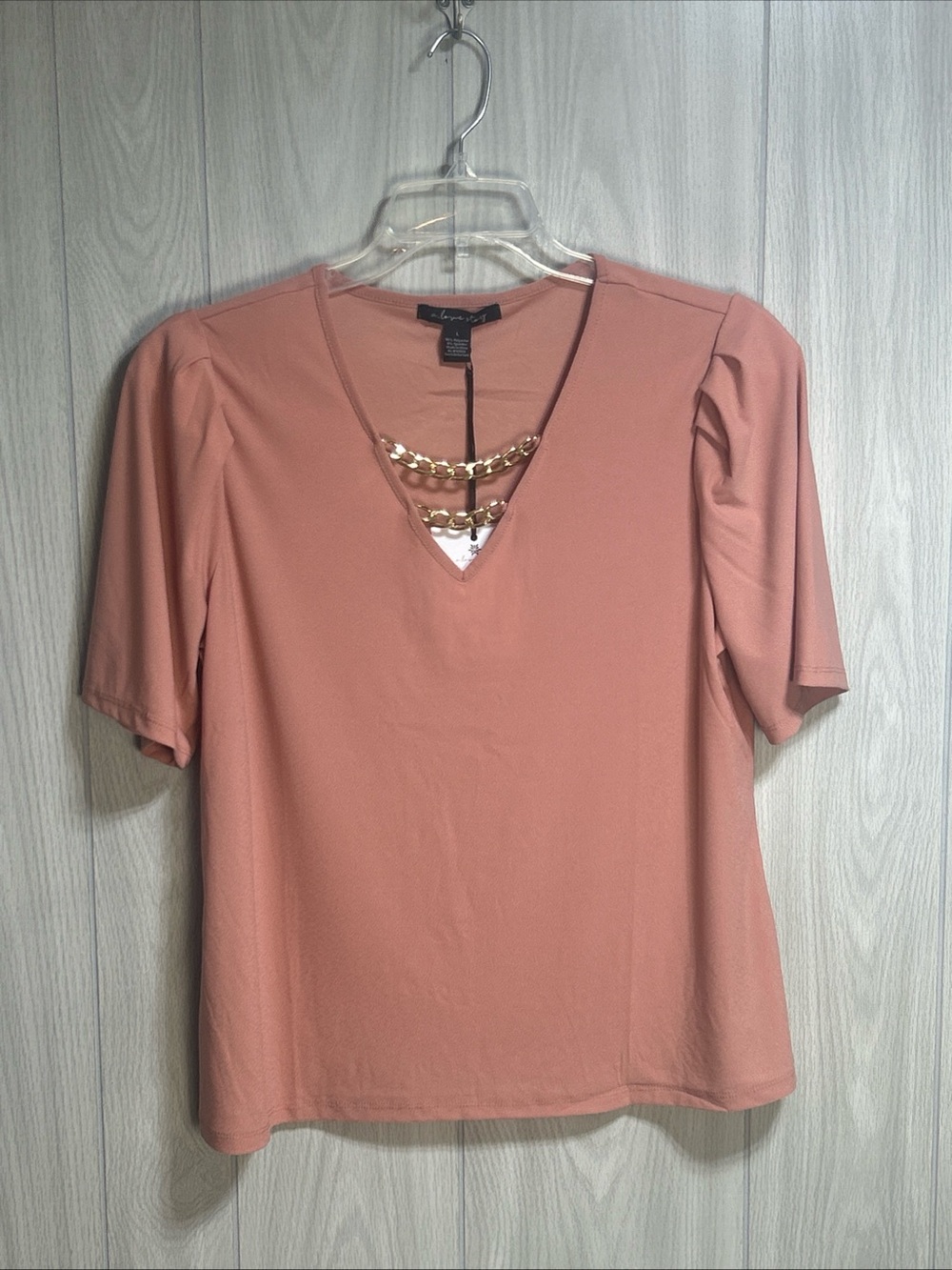 A Love Story Blouse Cameo Brown V-Neck Double Chain Top Size Large NWT
